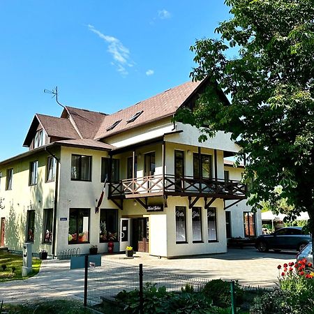 Villa Gales Hotel サウルクラスティ エクステリア 写真