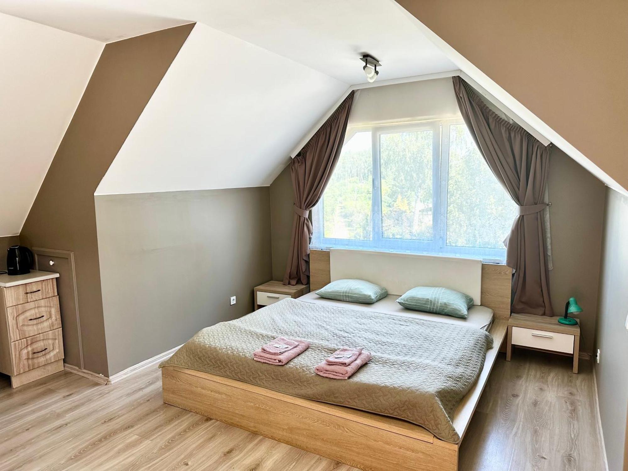 Villa Gales Hotel サウルクラスティ エクステリア 写真